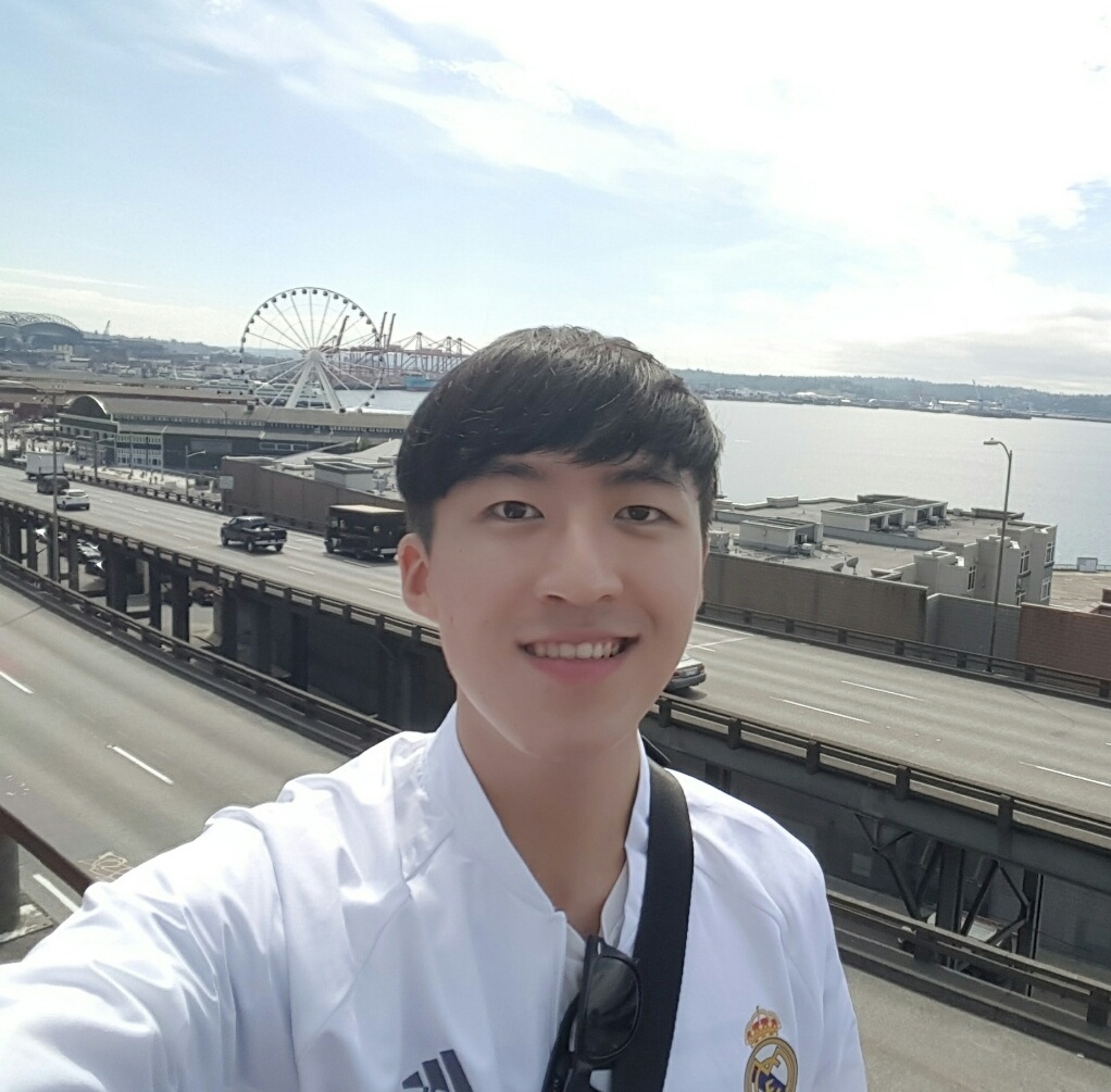 조현흠